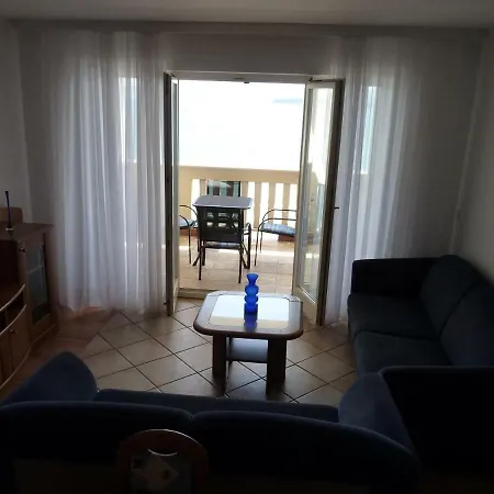아파트 Seaview One Bedroom *