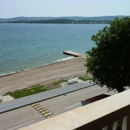 Seaview One Bedroom 아파트
