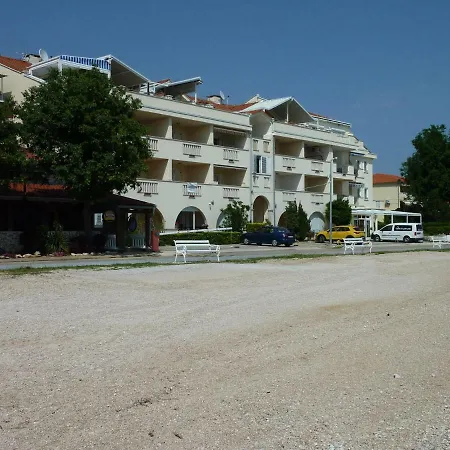 Seaview One Bedroom 아파트 *